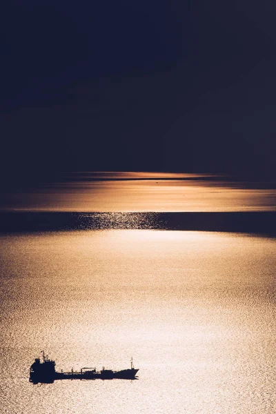 Buques de contenedores en el puerto de Salónica, Grecia . — Foto de Stock