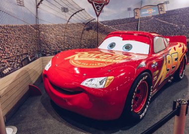 Milan - disney arabalar İtalya - Kasım 2017 - üreme - Fair Milan City - uluslararası oyuncak Fuarı şenlik .