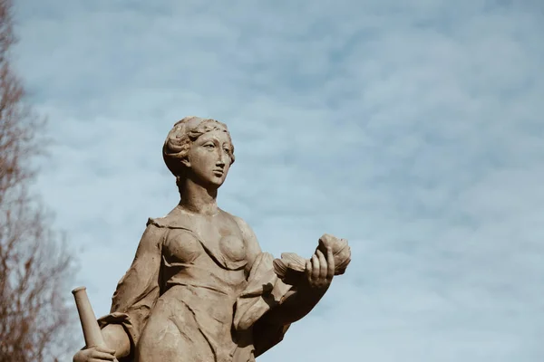 Estatua en Varsovia - Polonia — Foto de Stock