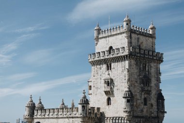 Belem Kulesi - Tagus Nehri - Lizbon Portekiz - turizm cazibe eski savunma kule.