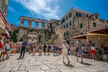 Hırvatistan 'ın Split kentindeki Katedral Meydanı