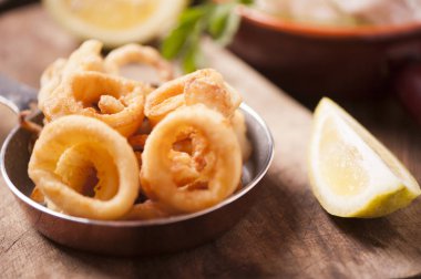 Gevrek kalamar halkaları 