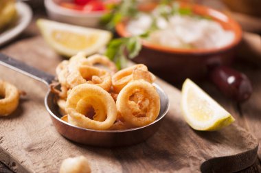 Gevrek kalamar halkaları 