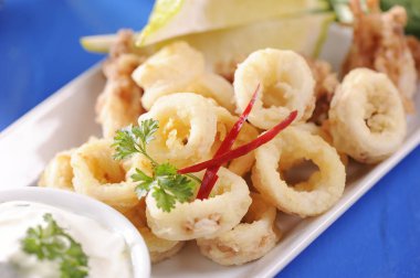 Kızarmış Calamari Halkaları