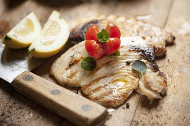 Kılıç balığı fileto