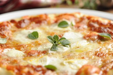 İtalyan pizza margherita