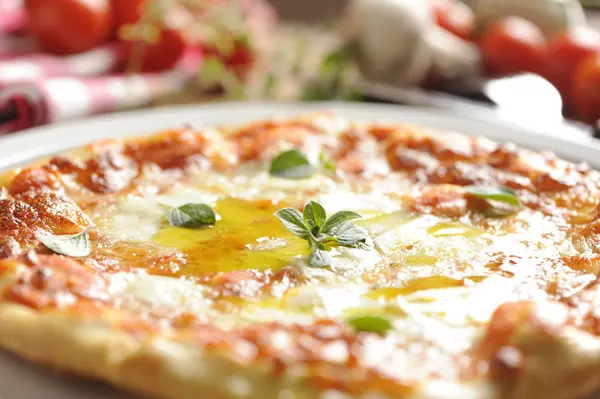 İtalyan pizza margherita