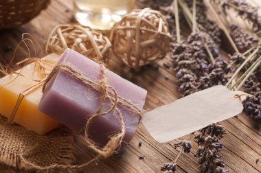 Ev yapımı Sabunlar, Kuru lavanta çiçekleri çubukları 