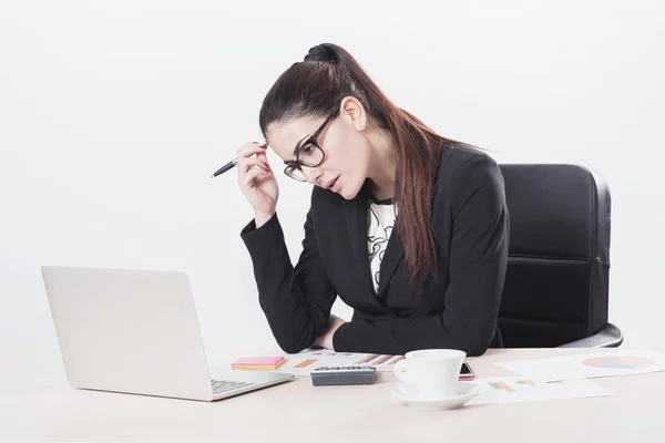 Young professional woman stressed and tired with headache — Stock Photo, Image