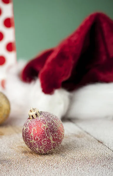 Papai Noel e decorações — Fotografia de Stock