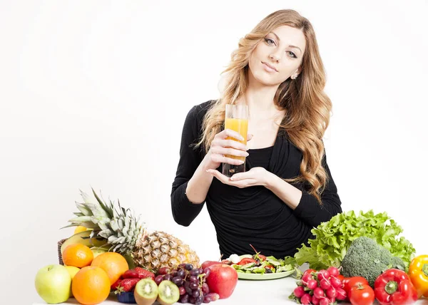 Kadın ealthy gıda ile — Stok fotoğraf