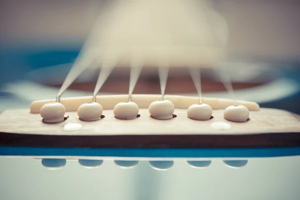 Detail of classic guitar with shallow depth of field — Stock Photo, Image