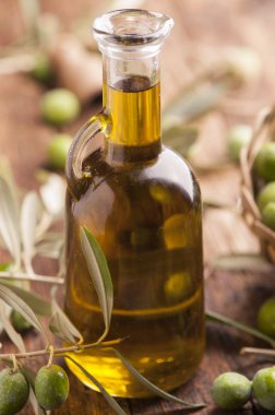 Zeytinyağı ve zeytin 