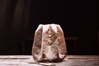 Pandoro. İtalyan geleneksel Noel kek