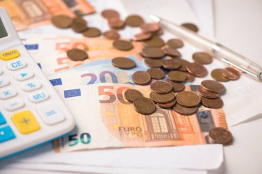 Euro para ve hesap makinesi