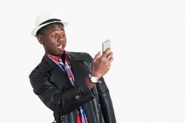 cep telefonu ile Afrika delikanlı