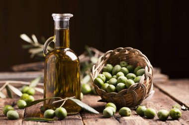 zeytinyağı ve zeytin dalı ahşap tablo