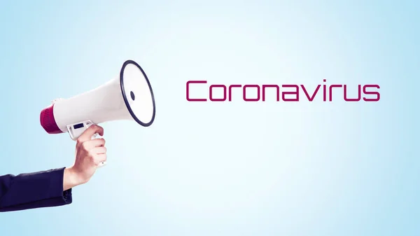 Panique pour le coronavirus. Personne tenant un mégaphone — Photo