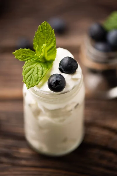 Yogurt Berry Mint Rustic Style Selective Focus — Stock Photo, Image