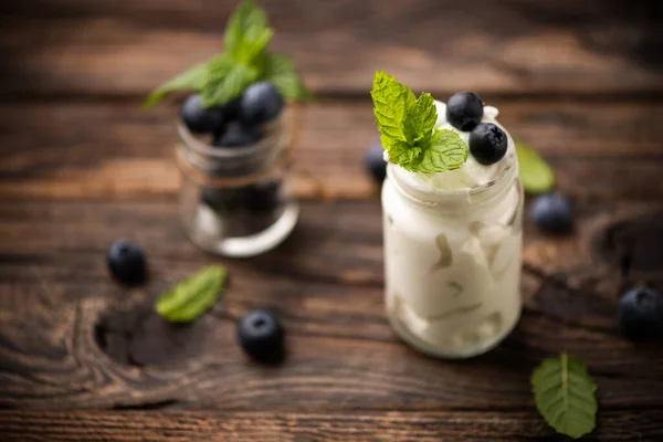 Yogurt Berry Mint Rustic Style Selective Focus — Stock Photo, Image