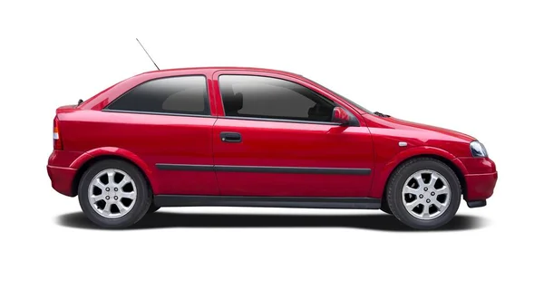 Auto hatchback rosso isolato su bianco — Foto Stock