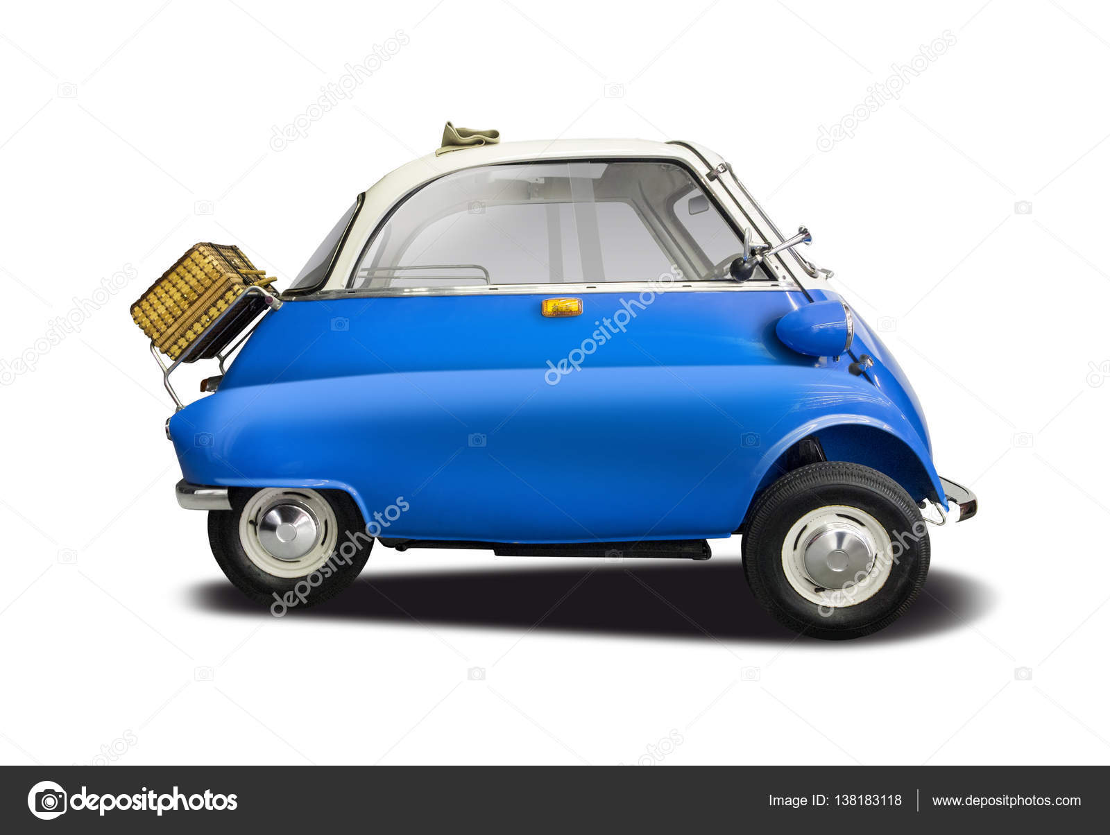 BMW Isetta Изолирован На Белом – Стоковое Редакционное Фото.