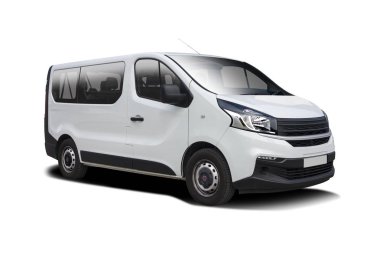 Fiat Talento mini otobüs üzerinde beyaz izole