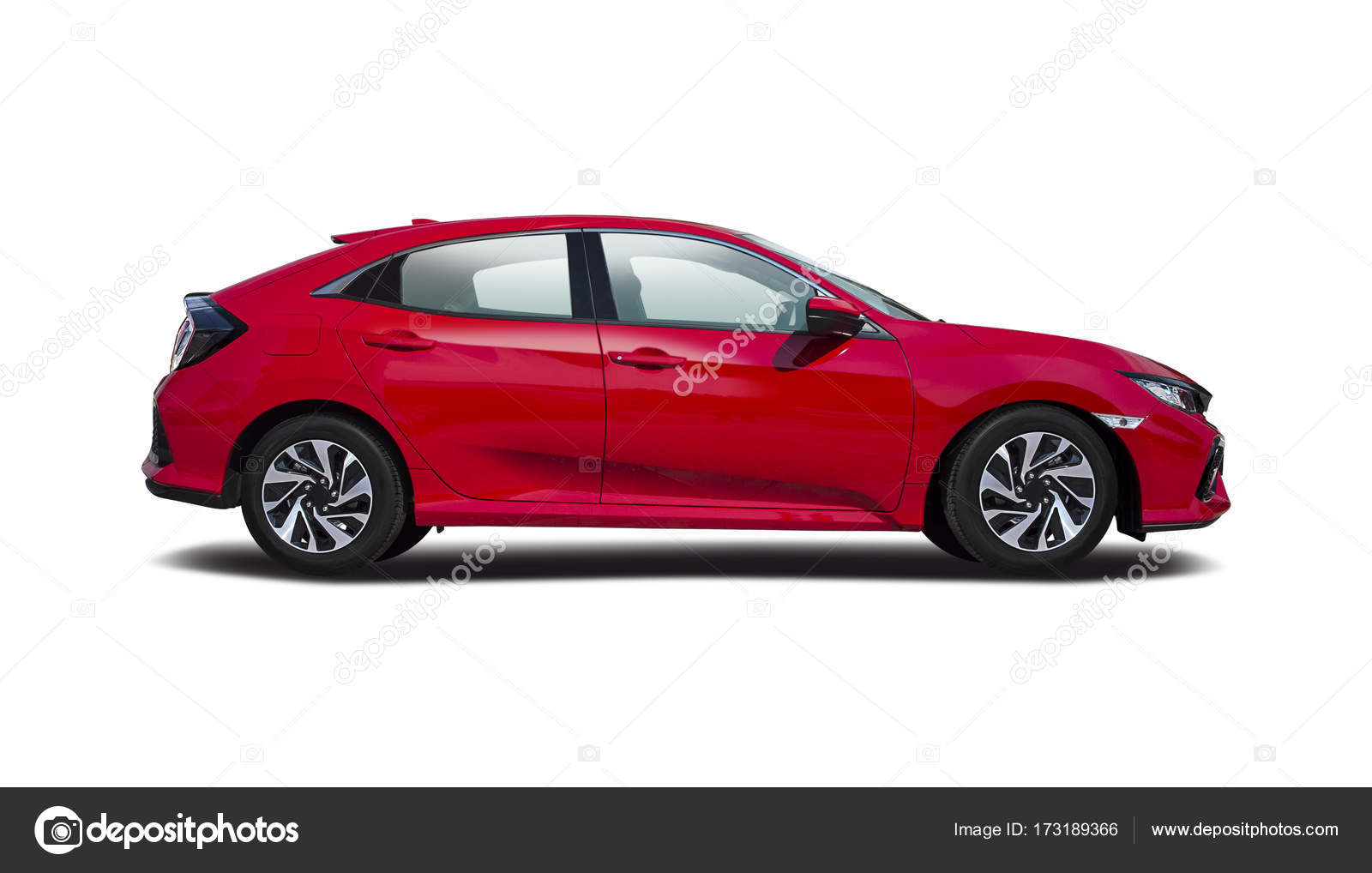 Rode Honda Civic geïsoleerd op wit Redactionele