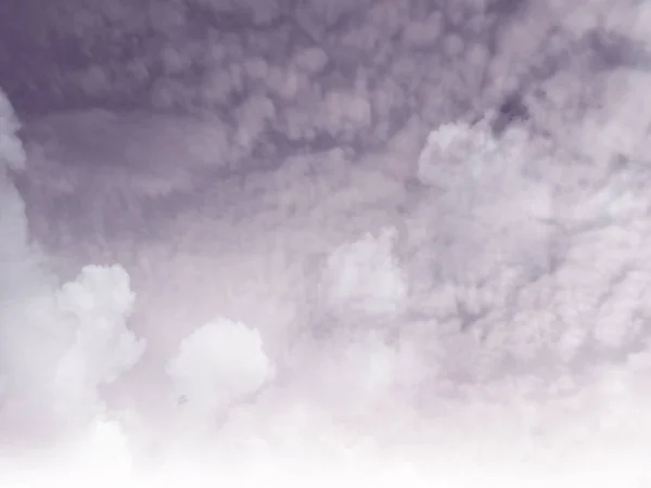 Cielo Blu Con Nuvole Come Sfondo — Foto Stock