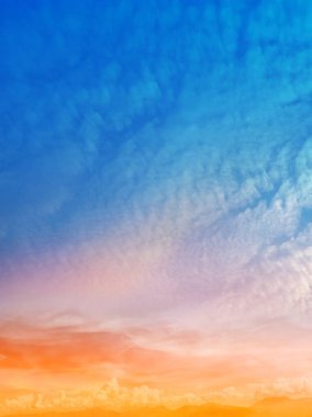 Renkli romantik gökyüzü arkaplanı