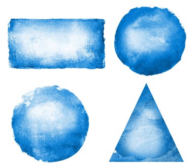 Arkaplan olarak beyaz üzerine dört suluboya figürü