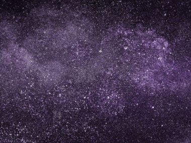 Arkaplanda yıldızlar olan gece göğü
