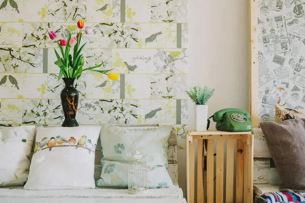 vazo ile Lale ve bahar backgroud.interiror