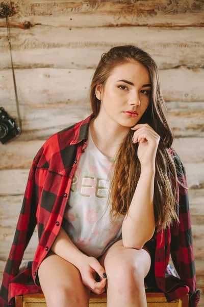 Bir genç hipsters kız portresi .