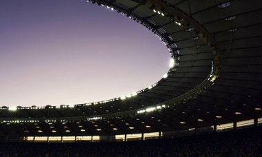 ampulleri gökyüzü arka planı Stadyumu