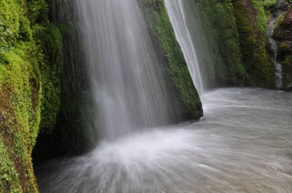 Eskisehir waterfall (besik deresi)