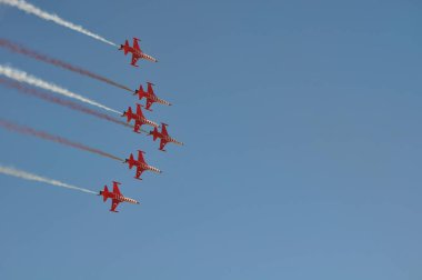 Türk Yıldızları akrobasi ekibi