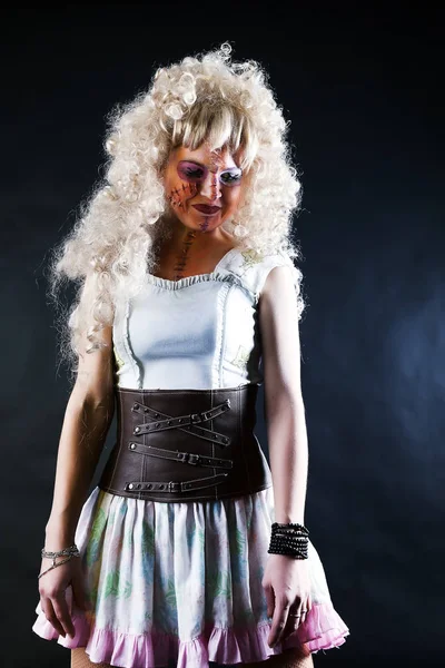 Retrato de menina com maquiagem bonecas assustadoras — Fotografia de Stock