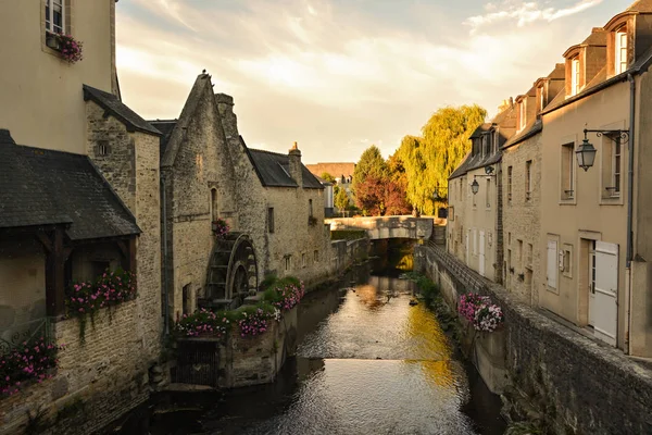 Antiguo canal de agua en Bayeux — Foto de Stock