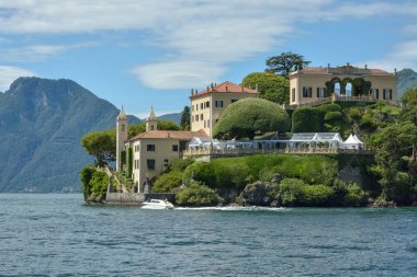Villa del Balbianello at lake Como clipart