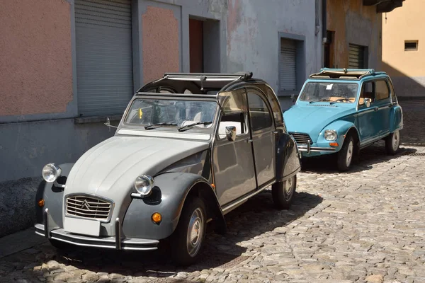 Old Citroen cars in the street — Stock Photo, Image
