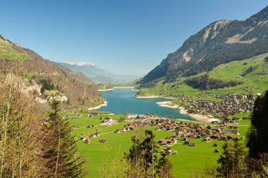 Lungernersee: Obwalden, Switzerland içinde görünüm