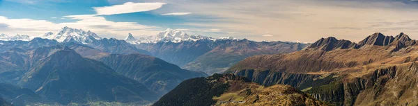 ベットメラルプからスイス アルプスのパノラマの景色 — ストック写真