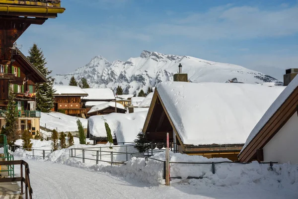 Маленькая деревня Муррен в Швейцарии — стоковое фото