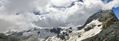 Matterhorn tepe üzerinde alışılmamış bak