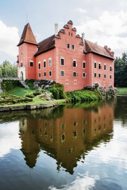 Çek Cumhuriyeti'nde bir güzel chateau Cervena Lhota olduğunu