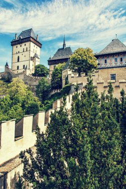 Karlstejn 1348 Charles IV tarafından kurulan bir büyük Gotik kalesidir