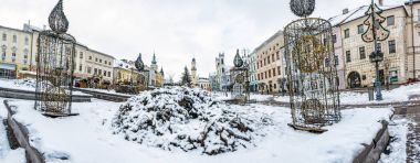 SNP Meydanı Banska Bystrica, Slovakya, kış sahne