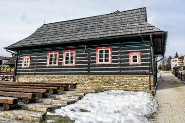 Zdiar Köyü, Belianske Tatry dağlara, S halk mimarisi