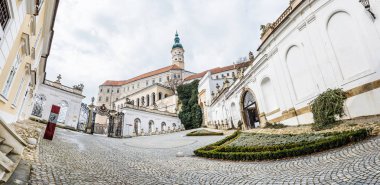 Mikulov Kalesi, Güney Moravia, Çek repub panoramik fotoğraf